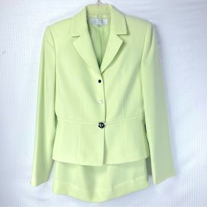 Tahari Skirt Suit Two Piece (size 4)